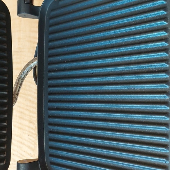 HAMILTON Beach Panini Press Gourmet Sandwich Maker - Picture 3 of 8